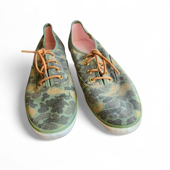 Keds Women’s Champion Camo Ripstop Sneakers Size 8 Like New - Picture 1 of 6